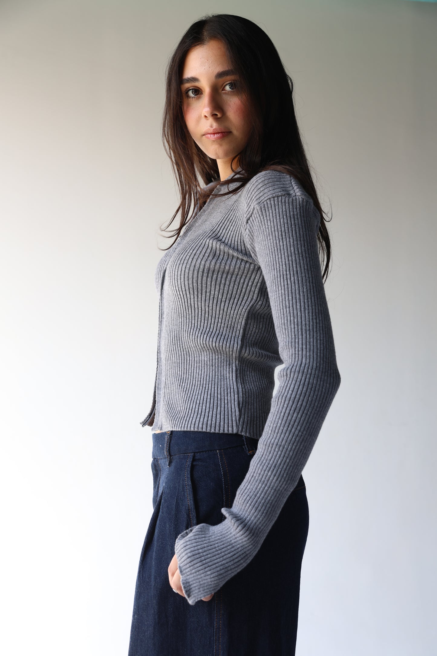 Grey knit pullover with zippers