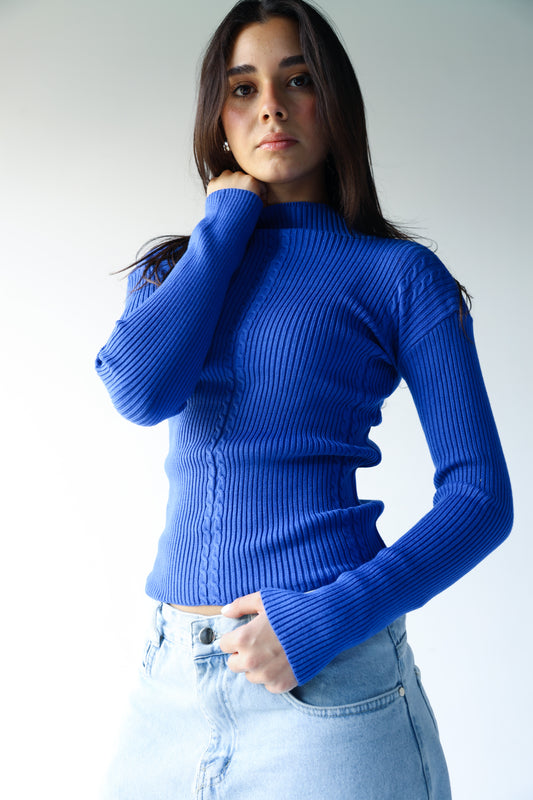 Blue pullover