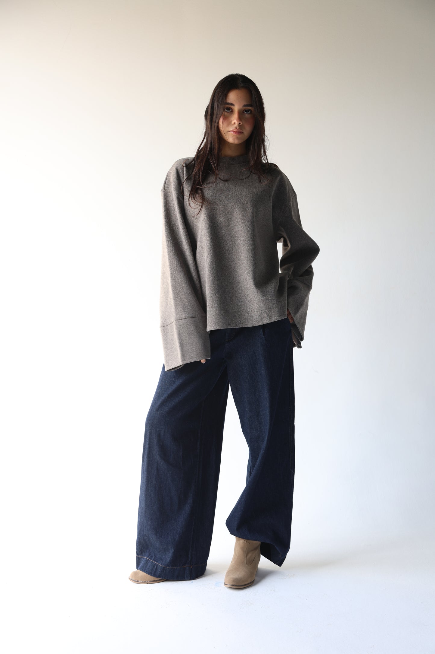 Luna - Greyish Brown Oversize Pullover