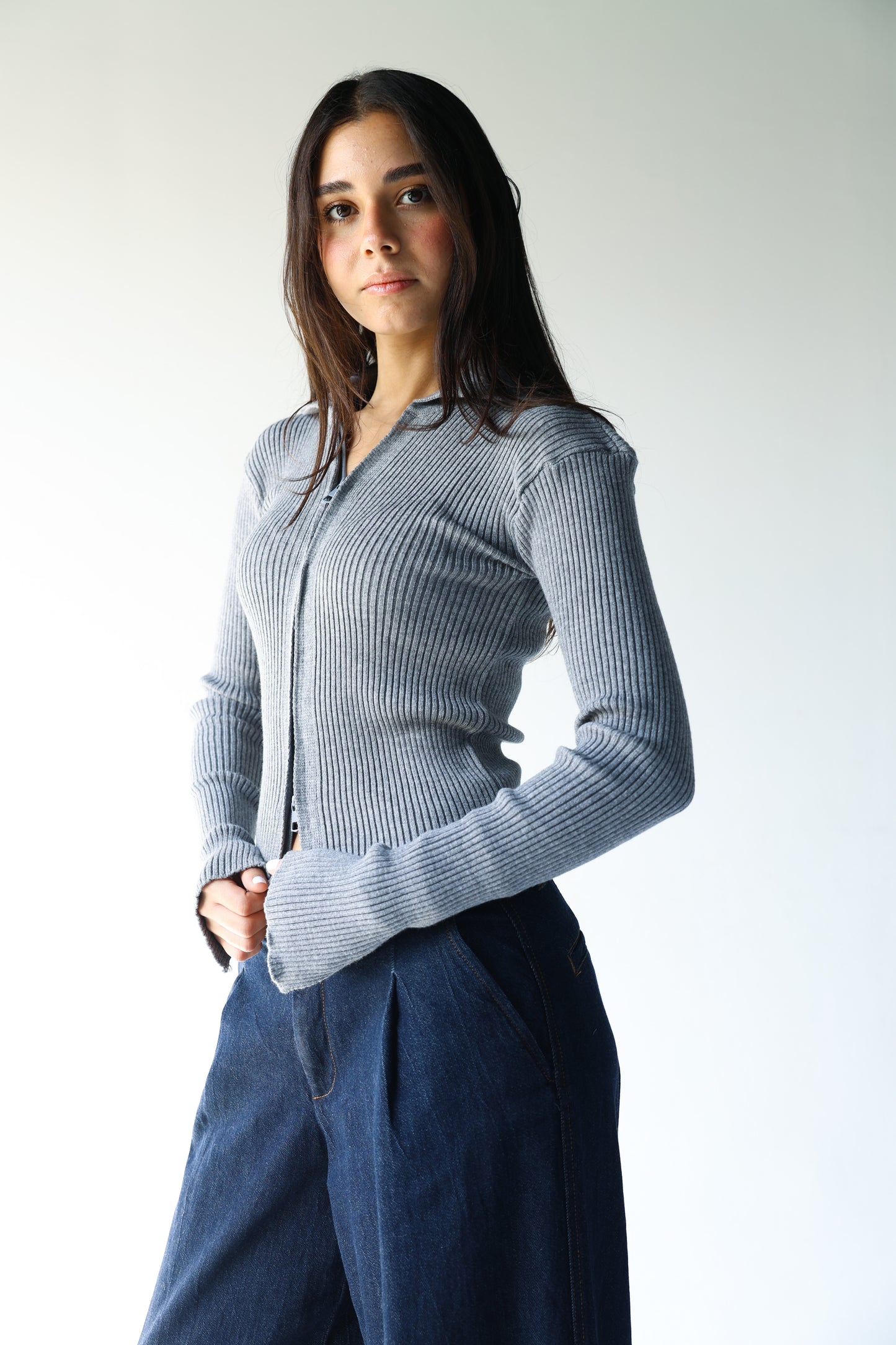 Grey knit pullover with zippers