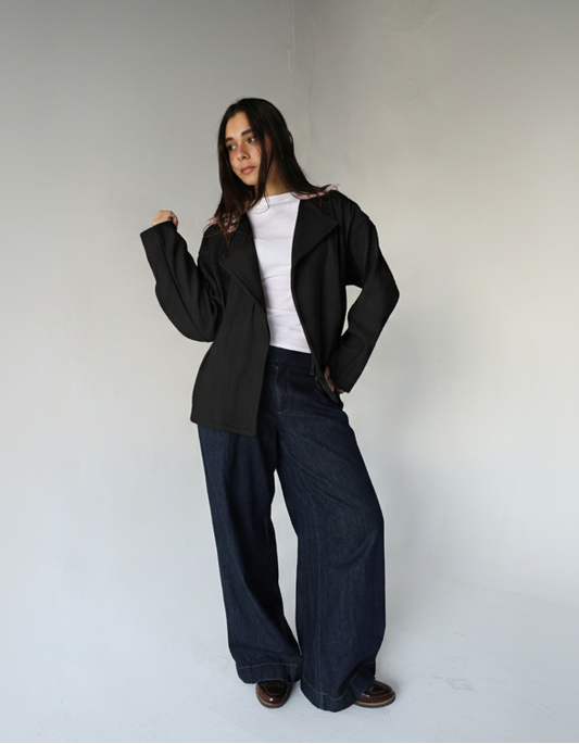 Lia - Black Felt Jacket with one capsule