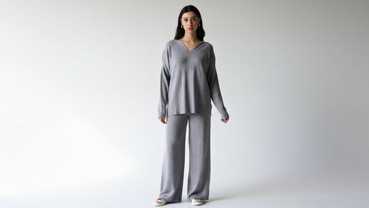 Grey knit set with collar